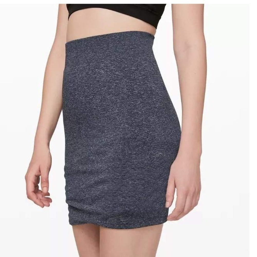 Lululemon Boulevard Bliss Skirt Charcoal Gray Size 8